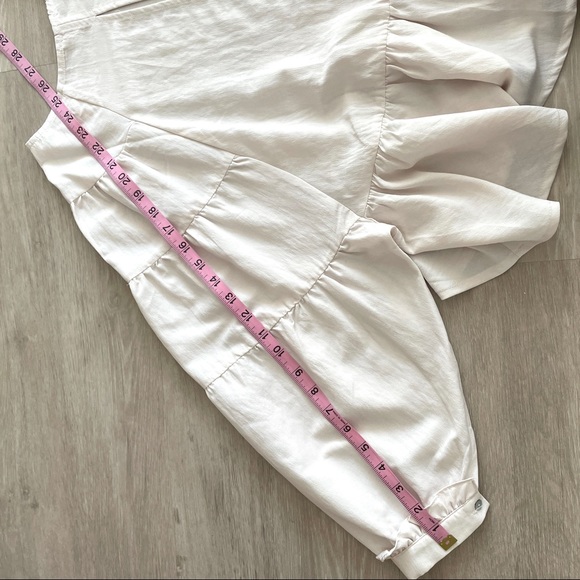 Anthropologie No Less Than poet sleeves ruffled cream top / blouse - Picture 12 of 15